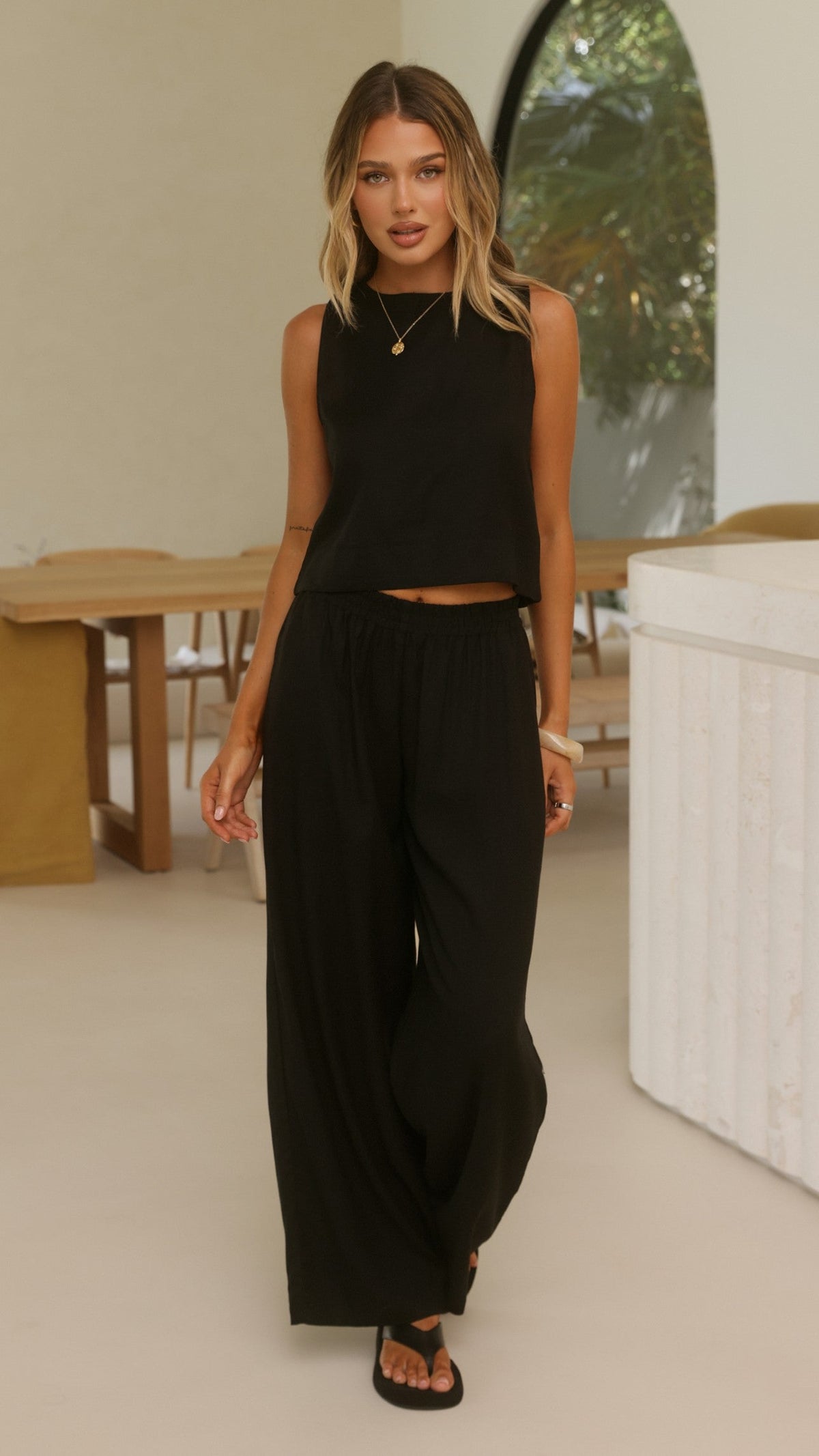 Nadie Crop Top - Black